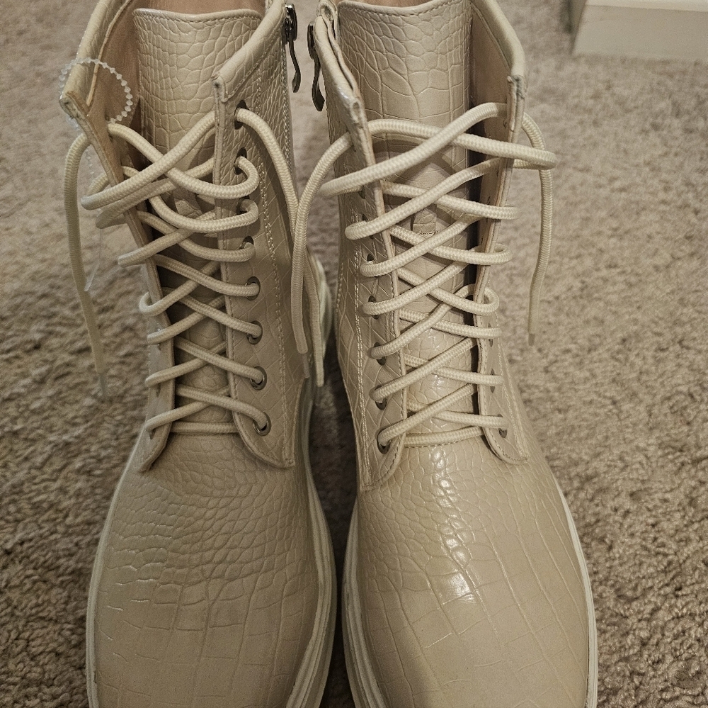 AZALEA WANG You're So Dramatic Combat Boots Crocodile Design Platform Sole Size9 - Picture 4 of 10
